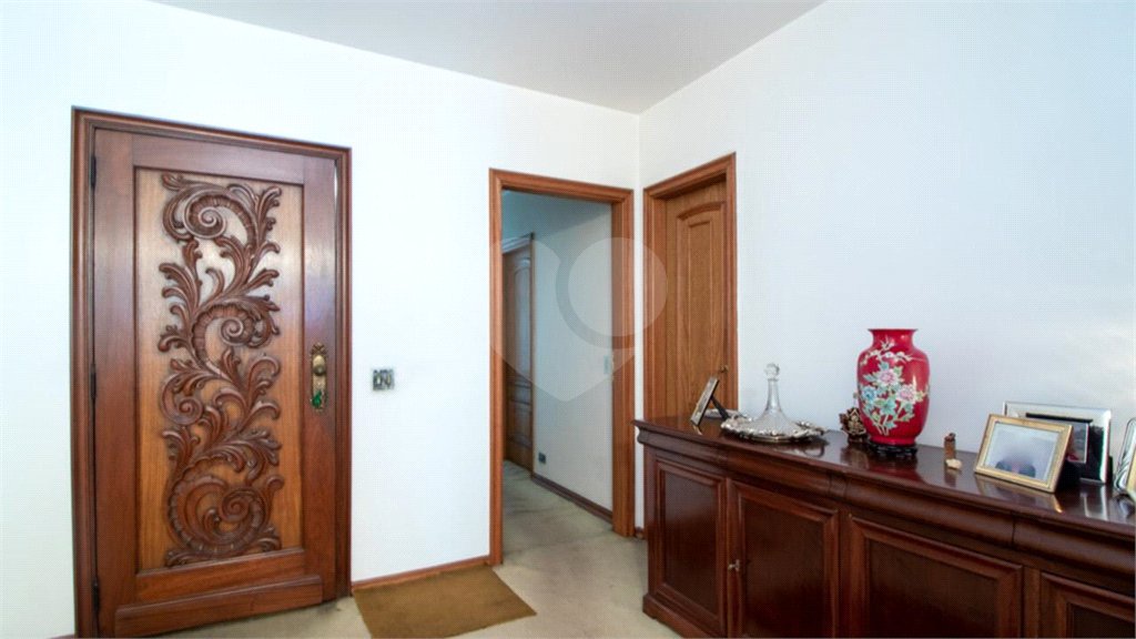 Apartamento à venda com 4 suítes em Santa Cecília, São Paulo, SP