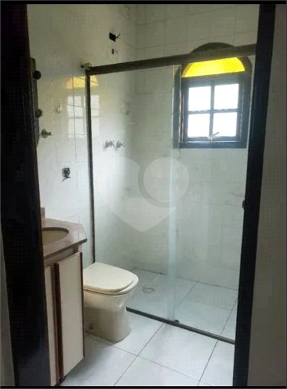 Sobrado à venda com 4 quartos, sendo 1 suíte, em Tremembé, São Paulo, SP