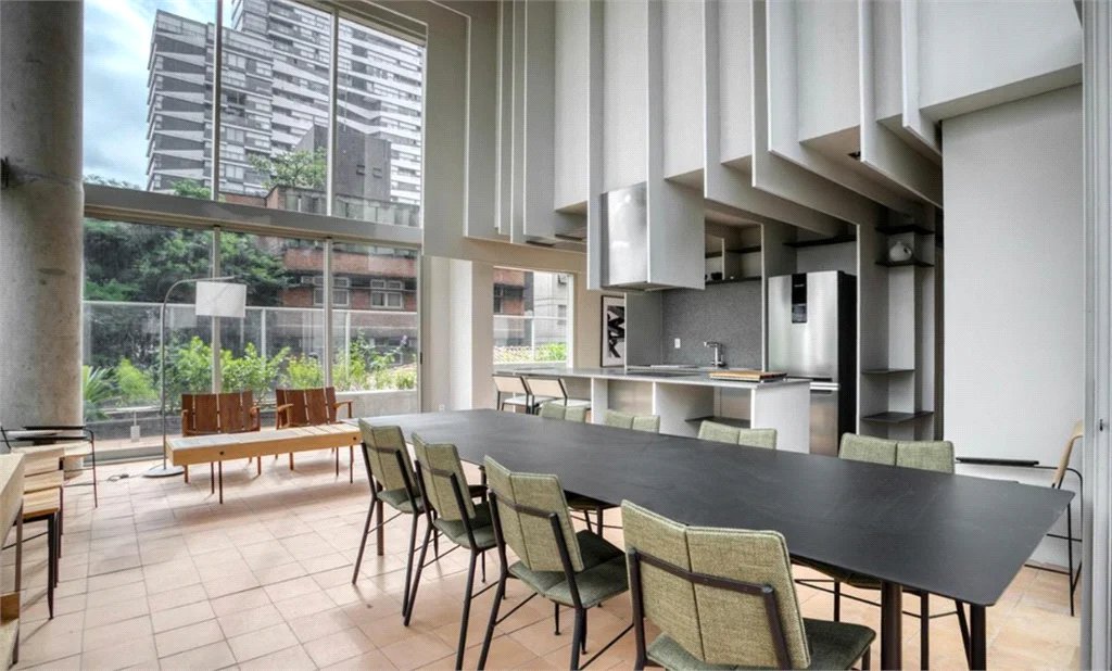 Apartamento à venda ou para alugar com 1 suíte em Pinheiros, São Paulo, SP