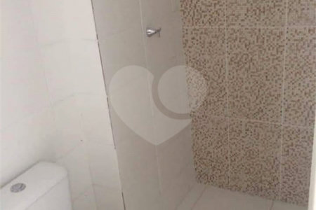 Apartamento à Venda no Parque dos Manacás
