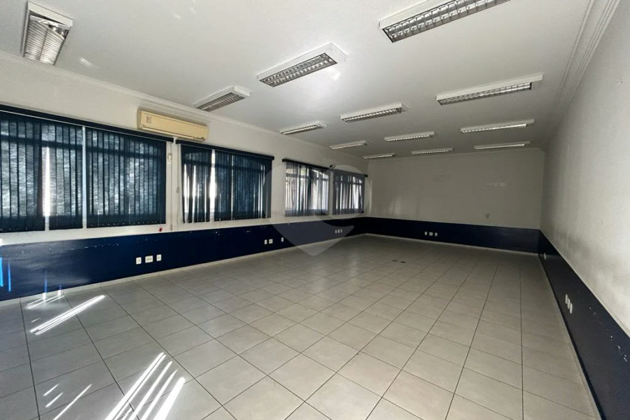Imóvel comercial à venda no Centro de Piracicaba - SP.