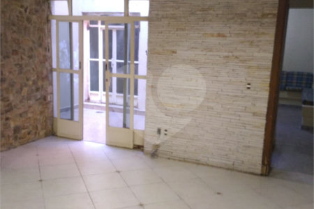 Sobrado à venda com 3 quartos em Santana, São Paulo, SP