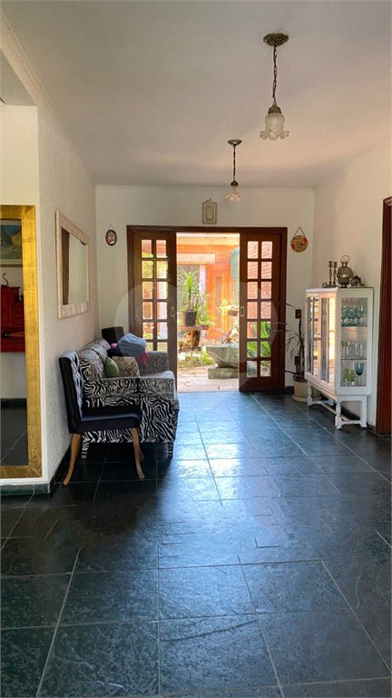 Casa à venda com 3 quartos, sendo 1 suíte,  em Pinheirinho, Vinhedo, SP