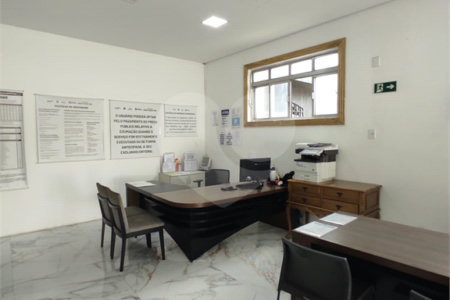 Prédio à venda em Chora Menino, São Paulo, SP