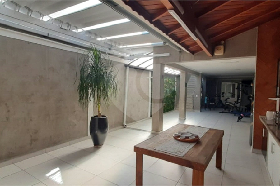 Sobrado à venda com 3 quartos, sendo 1 suíte, em Jaçanã, São Paulo, SP