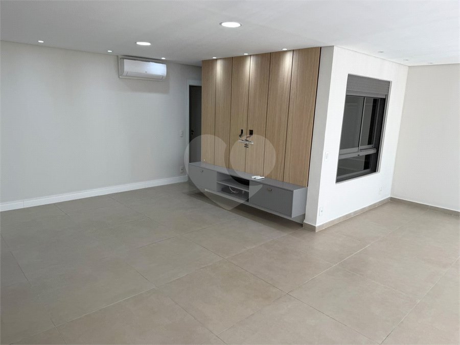 Apartamento à venda ou para alugar com 2 suítes em Vila Olímpia, São Paulo, SP