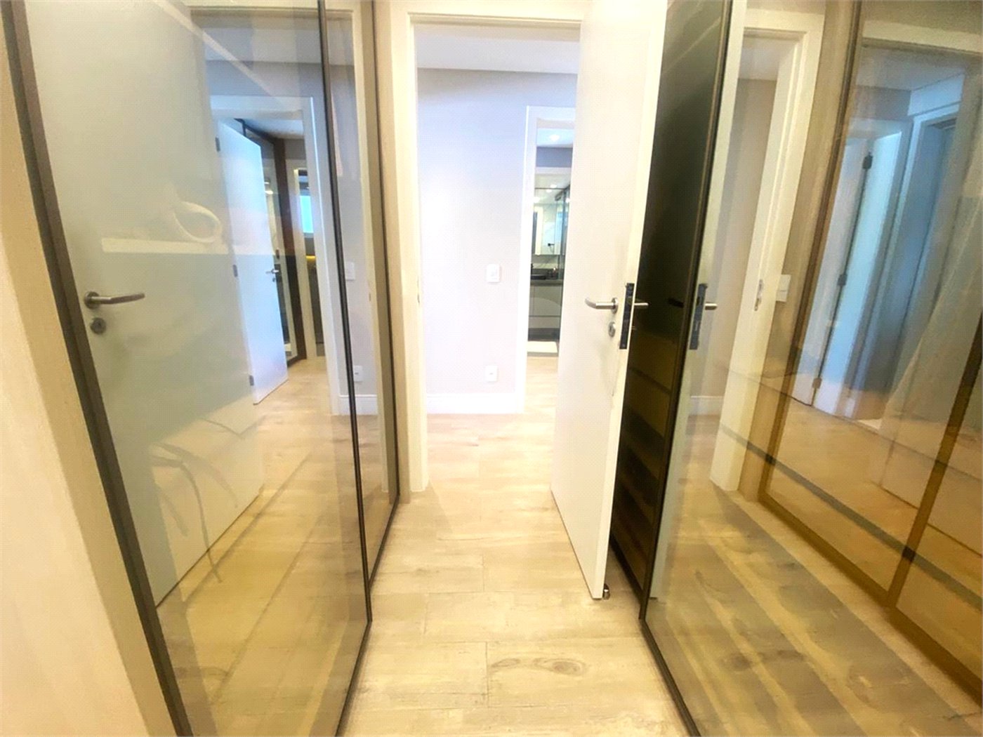 Apartamento à venda com 3 suítes em Vila Leopoldina, São Paulo, SP