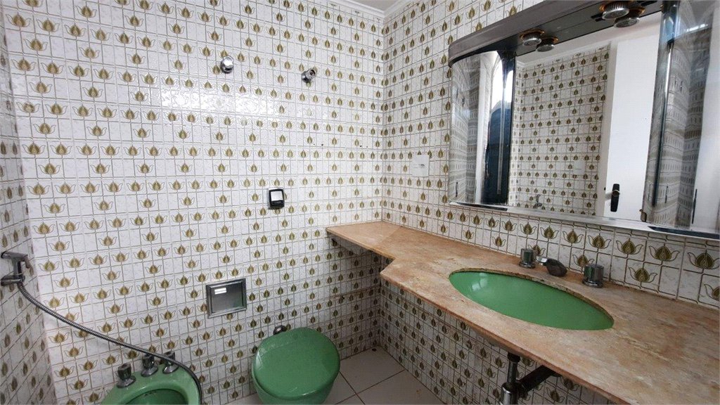 Apartamento à venda com 3 quartos, sendo 1 suíte, em Santa Cecília, São Paulo, SP