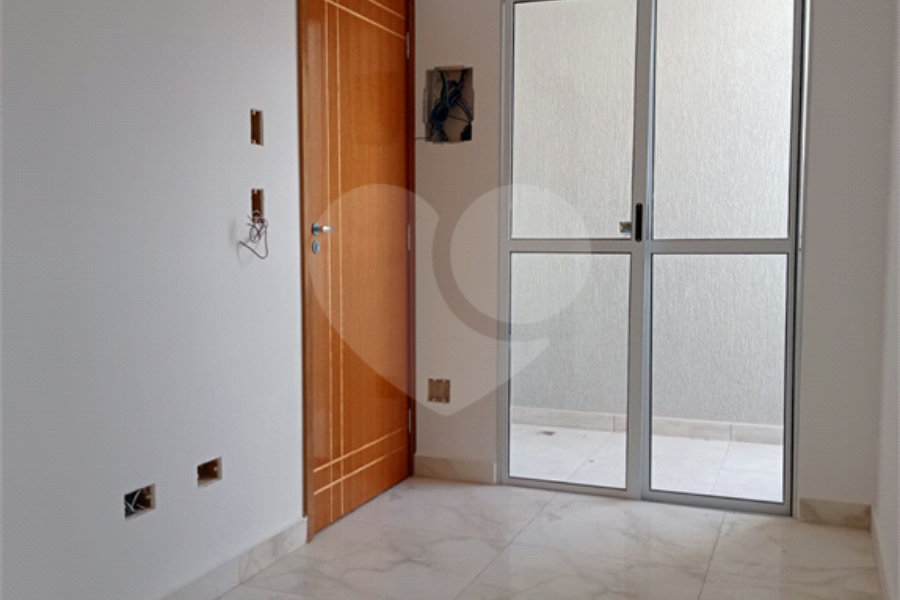 Casa à venda com 1 quarto no condomínio Regina, São Paulo - SP
