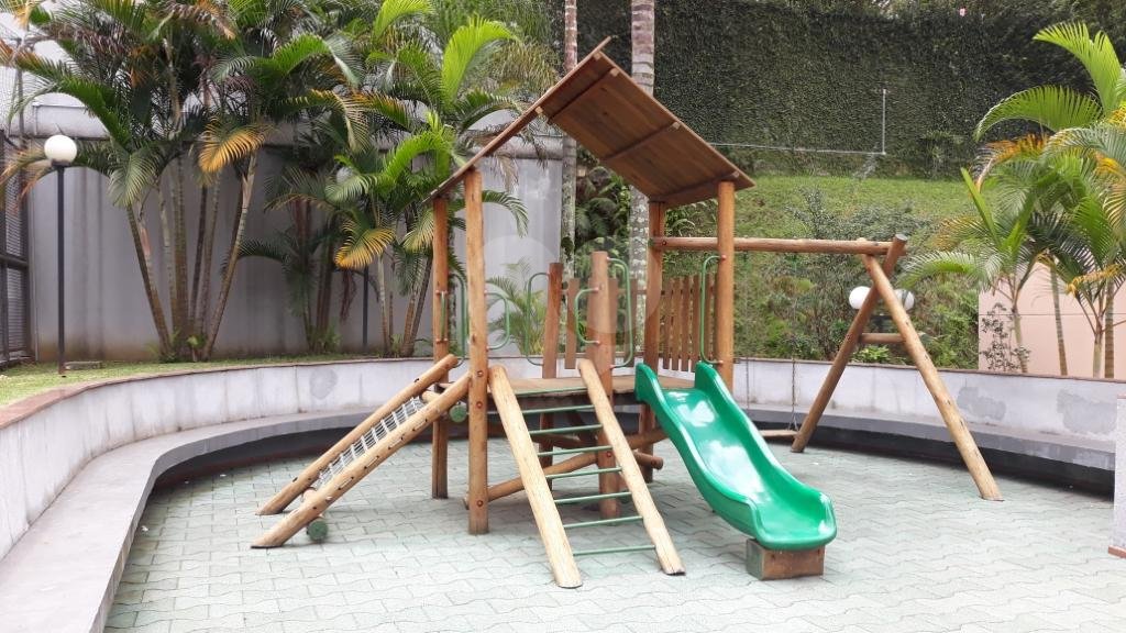 Apartamento à venda com 3 suítes em Vila Suzana, São Paulo, SP