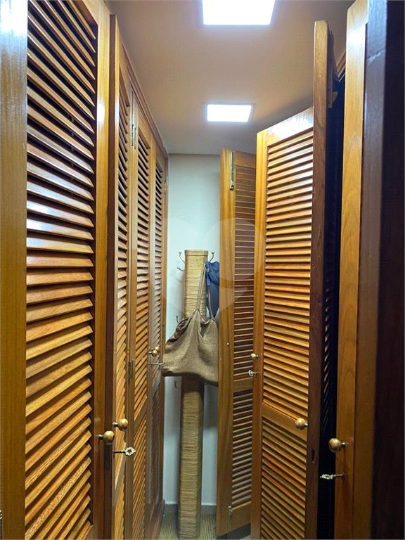 Apartamento à venda com 4 suítes em Jardim Astúrias, Guarujá, SP