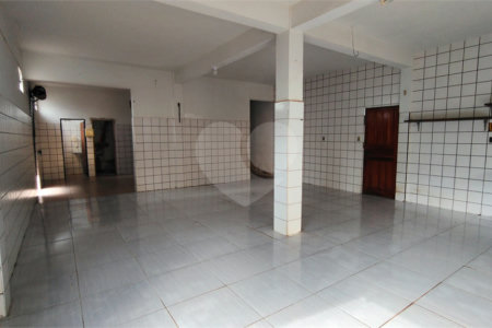 Salão para alugar em Chapadinha, Itapetininga, SP