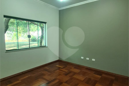 Casa à venda com 4 quartos, sendo 2 suítes, no condomínio Bosque de Grevilea, Vinhedo - SP