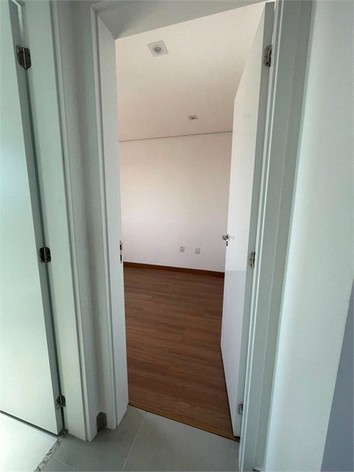 Apartamento para alugar com 2 quartos, sendo 1 suíte, em Jardim Guarujá, Sorocaba, SP