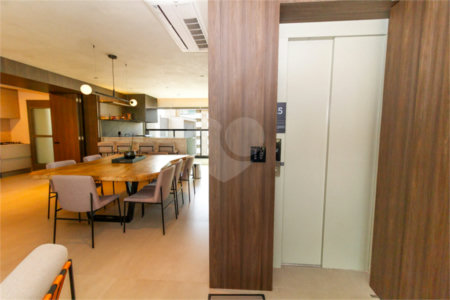 Apartamento à venda com 3 quartos, sendo 1 suíte, em Vila Mariana, São Paulo, SP