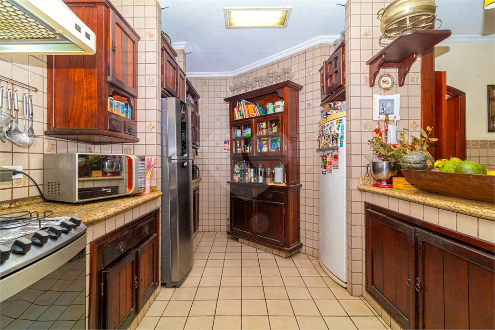 Casa à venda com 4 suítes em Jardim Marajoara, São Paulo, SP