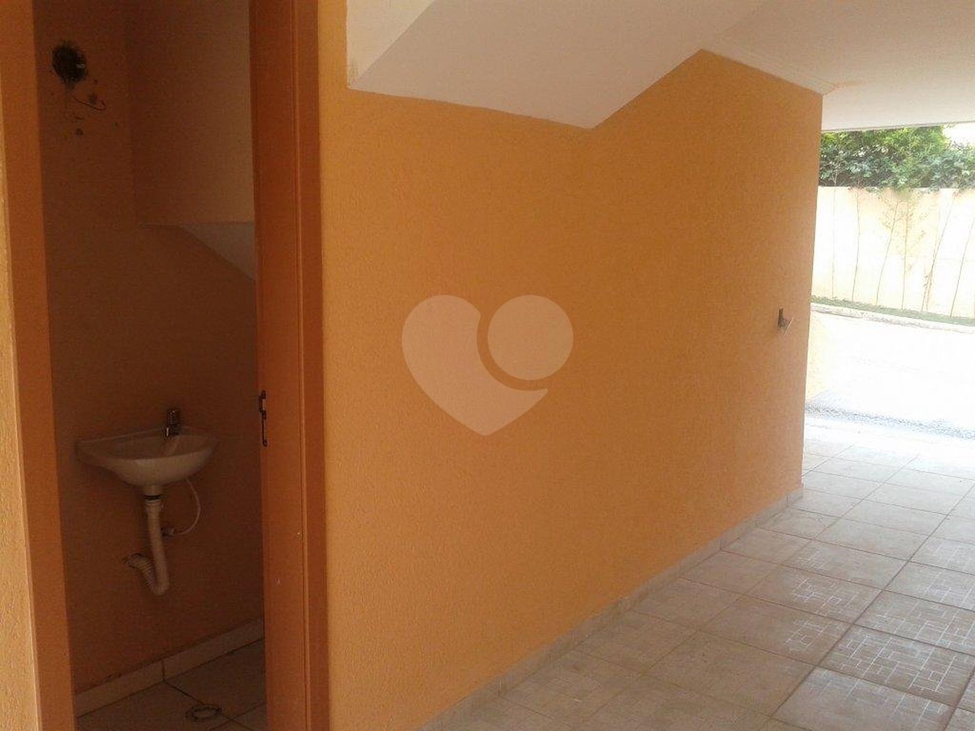 Casa à venda com 2 quartos no condomínio Villaggio Dona Regina, São Paulo - SP