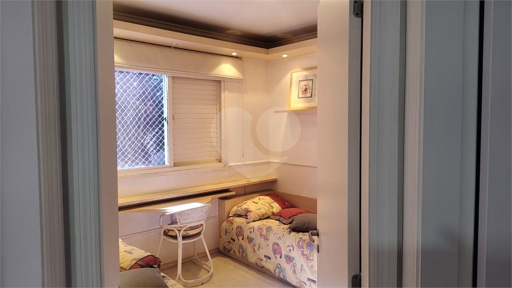 Apartamento à venda com 3 quartos, sendo 1 suíte, em Vila Augusta, Guarulhos, SP