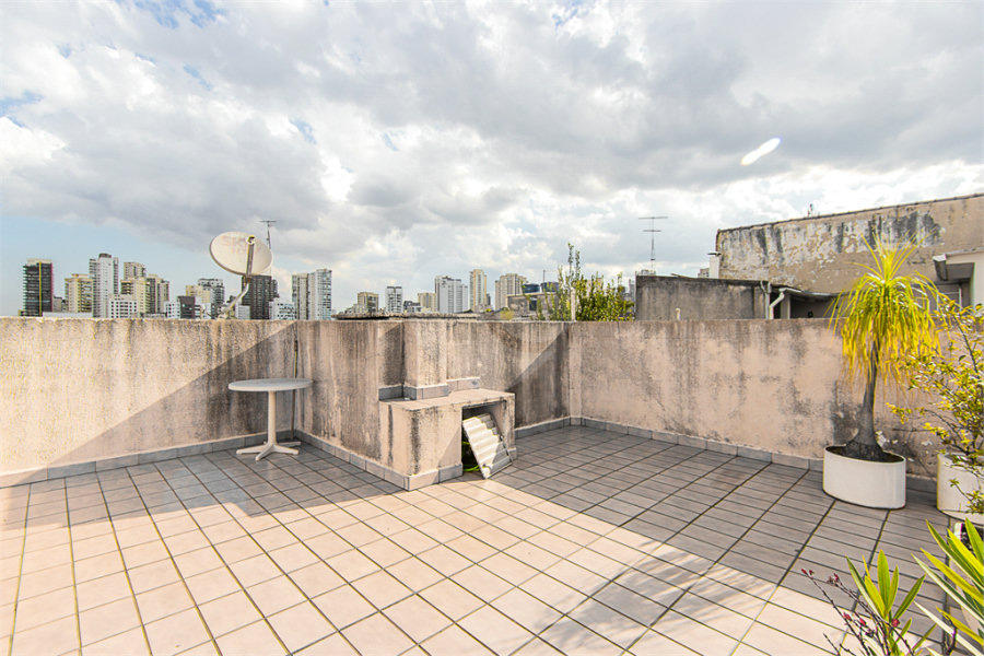 Sobrado à venda com 5 quartos em Vila Mariana, São Paulo, SP