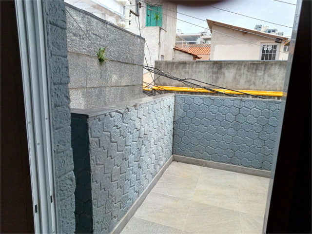 Sobrado à venda com 3 quartos em Santa Terezinha, São Paulo, SP
