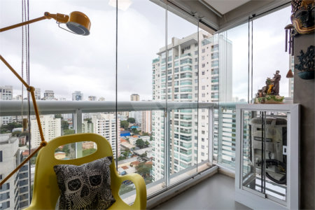Apartamento à venda com 2 quartos, sendo 1 suíte,  em Vila Olímpia, São Paulo, SP