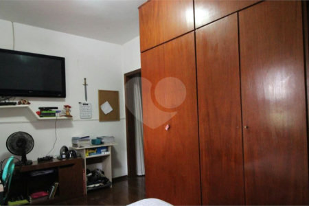 Sobrado à venda com 4 suítes em Vila Cordeiro, São Paulo, SP