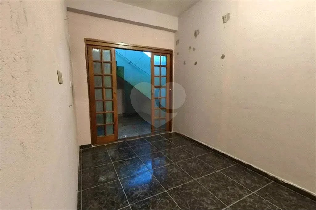 Sobrado à venda com 3 quartos, sendo 2 suítes, em Jardim São Ricardo, São Paulo, SP