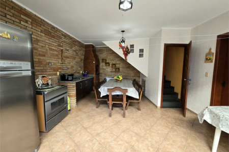 Sobrado à venda com 4 quartos, sendo 1 suíte,  em Vila Jaguara, São Paulo, SP