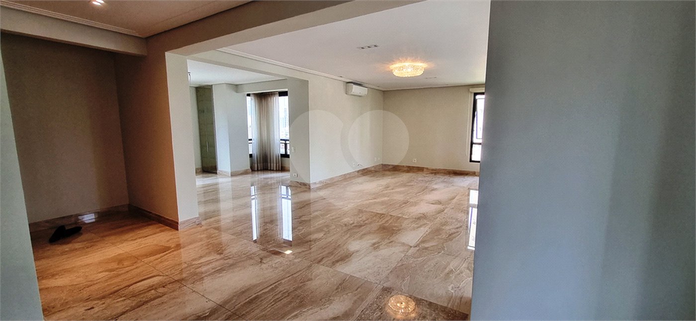 Apartamento à venda com 4 quartos, sendo 3 suítes, em Santana, São Paulo, SP