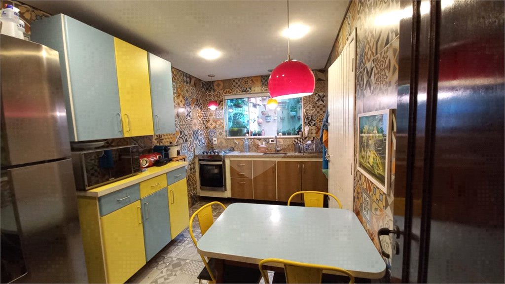 Casa à venda com 3 quartos, sendo 1 suíte, em Jardim Esmeralda, São Paulo, SP