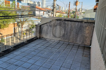 Sobrado à venda com 3 quartos, sendo 1 suíte,  em Jardim Franca, São Paulo, SP