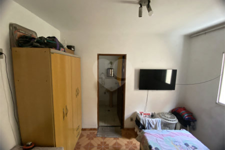 Sobrado à venda com 4 quartos, sendo 1 suíte, em Vila Macedópolis, São Paulo, SP