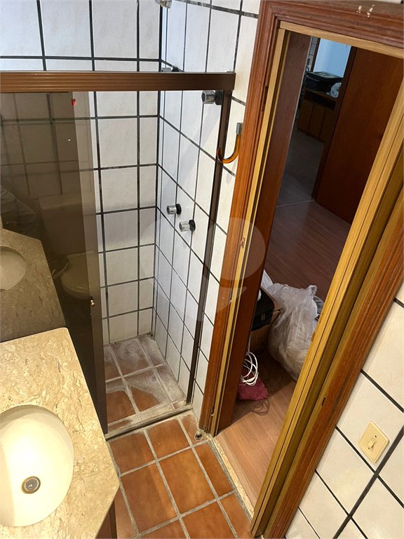 Apartamento à venda com 4 suítes em Vila Uberabinha, São Paulo, SP