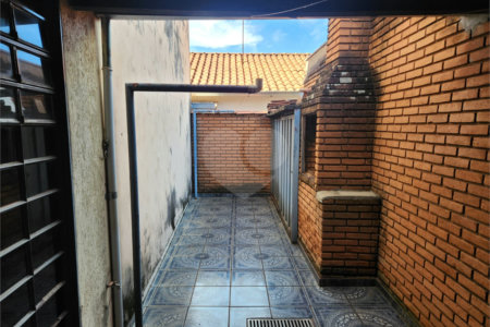 Casa à venda com 2 quartos em Vila Santa Maria (vila Xavier), Araraquara, SP