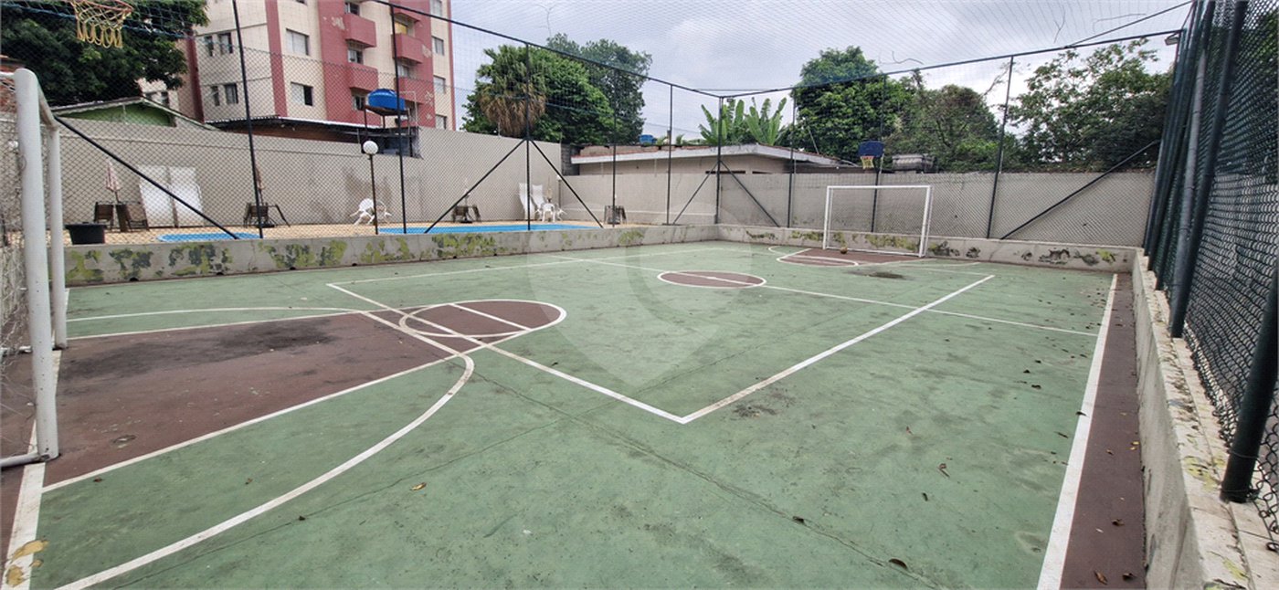Apartamento à venda com 3 quartos, sendo 1 suíte, em Vila Mangalot, São Paulo, SP