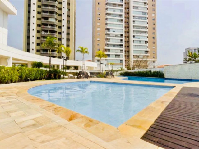 Apartamento para alugar com 3 suítes em Santana, São Paulo, SP