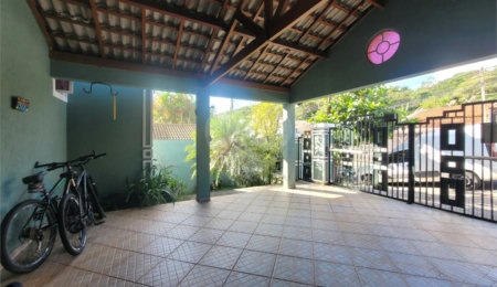 Casa à venda com 3 quartos, sendo 1 suíte, em Itapetinga, Atibaia, SP
