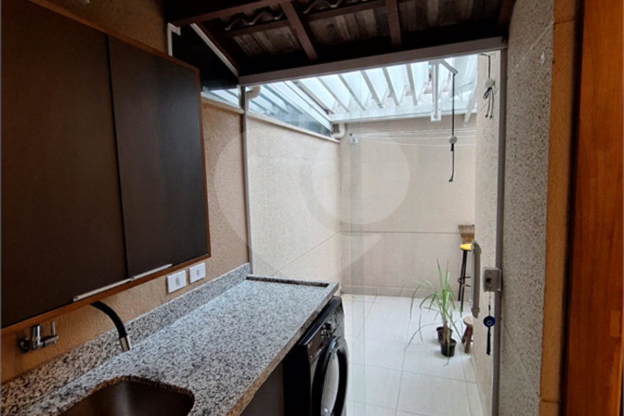 Casa à venda com 3 quartos, sendo 1 suíte, no condomínio Res San Raphael, São Paulo - SP