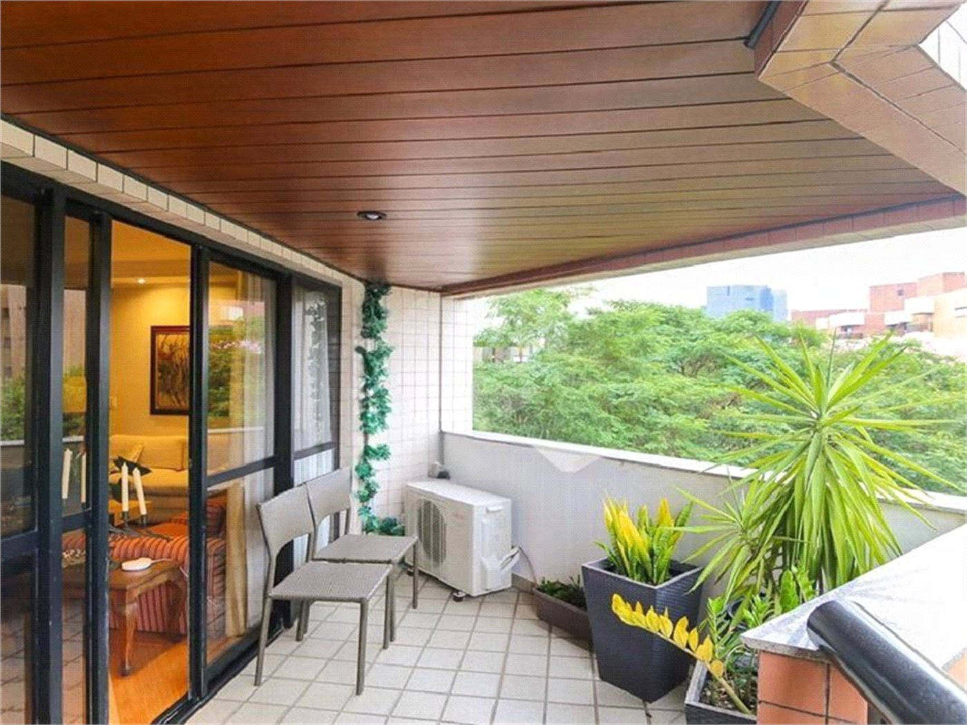 Apartamento à venda com 3 suítes em Jardim Vitória Régia, São Paulo, SP