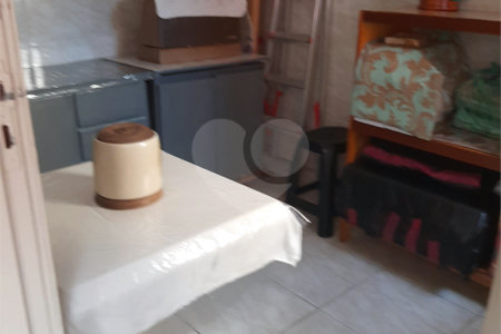 Casa à venda com 4 quartos, sendo 1 suíte, em Vila Vitório Mazzei, São Paulo, SP