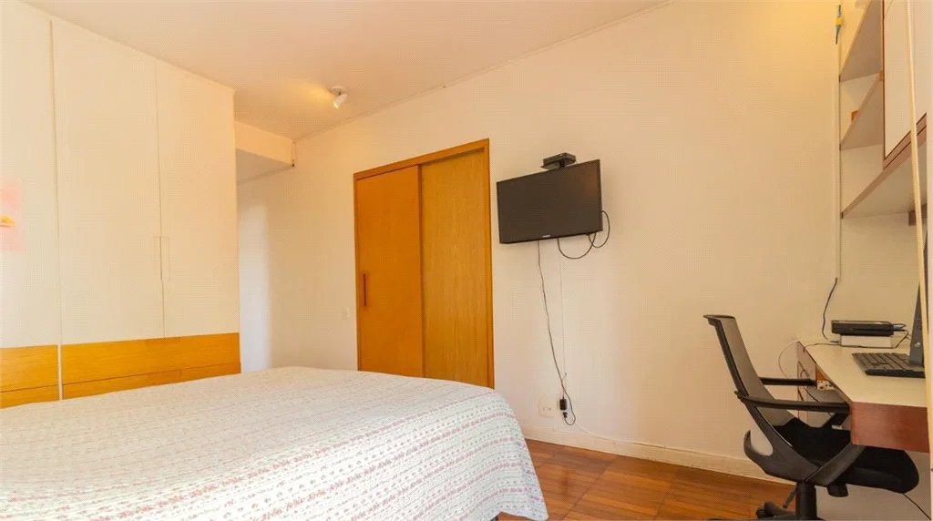 Apartamento à venda com 4 quartos, sendo 1 suíte, em Cidade Monções, São Paulo, SP