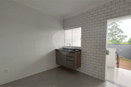 Casa de Vila à venda com 2 suítes em Jardim Regente, Sorocaba, SP