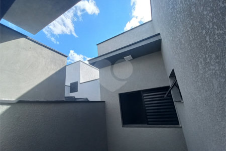 Casa à venda com 3 quartos, sendo 1 suíte, no condomínio Horto Florestal Villagio, Sorocaba - SP