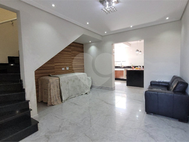 Sobrado à venda com 2 suítes em Vila Guilherme, São Paulo, SP