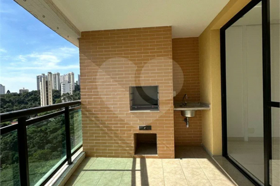 Apartamento à venda com 3 suítes em Morumbi, São Paulo, SP