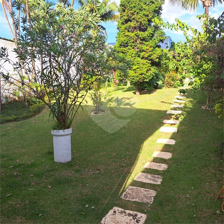 Casa Térrea à venda com 3 quartos, sendo 2 suítes,  em Vila Oliveira, Mogi das Cruzes, SP