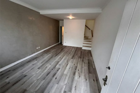 Casa de Vila à venda com 3 quartos, sendo 1 suíte, no condomínio Ministro Luiz Gallotti, São Paulo - SP