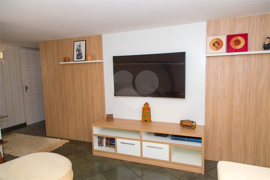 Casa à venda com 4 quartos, sendo 1 suíte, no Centro, Atibaia, SP