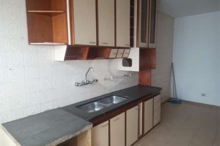 Casa Térrea à venda com 3 quartos, sendo 1 suíte,  em Campininha, São Paulo, SP