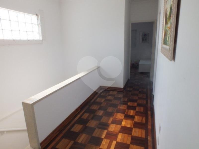 Casa à venda com 3 quartos, sendo 1 suíte, em Jardim Oriental, São Paulo, SP